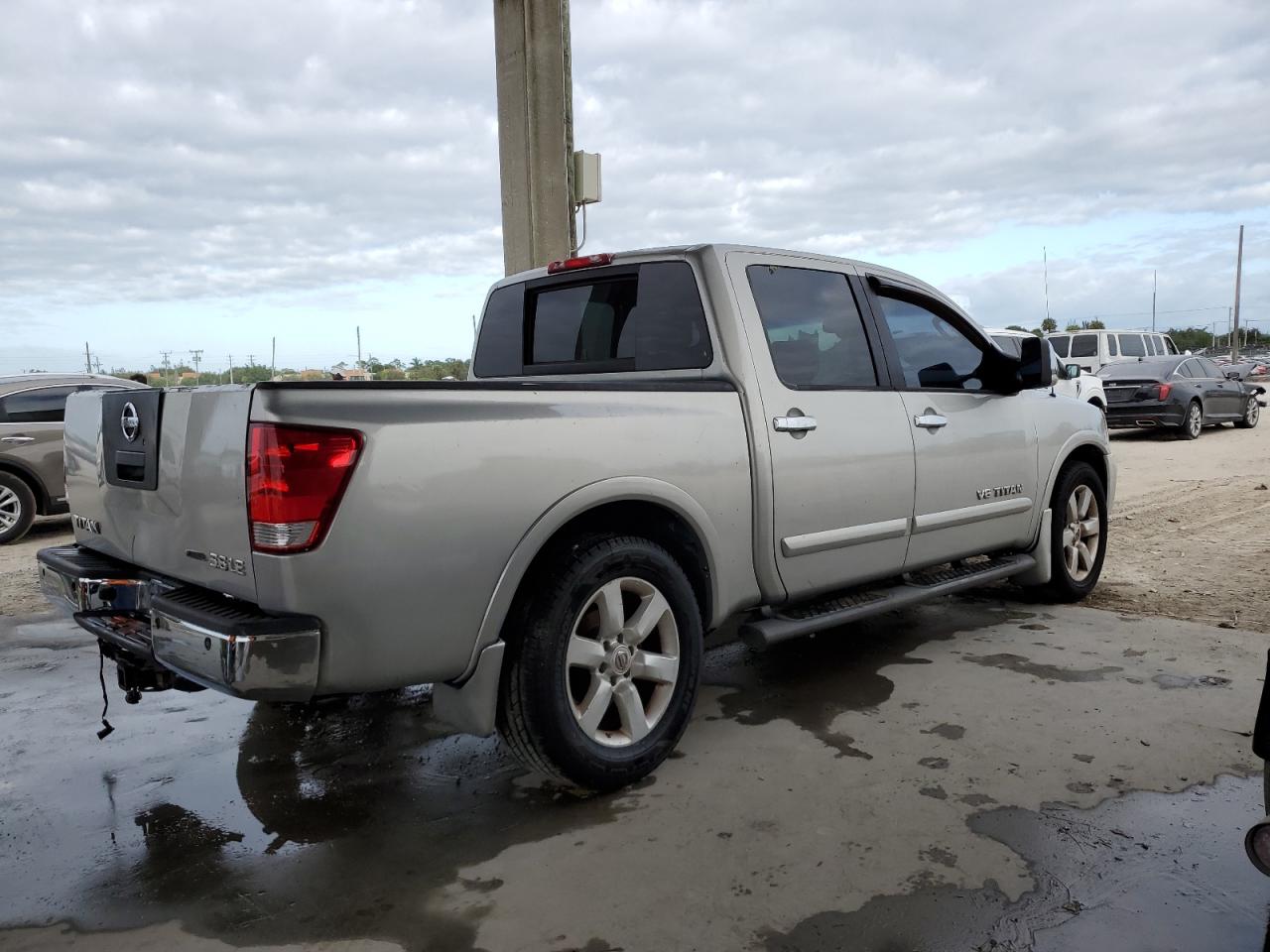 Image 3 of 2008 NISSAN TITAN XE 2008 with VIN 1N6BA07D78N333760