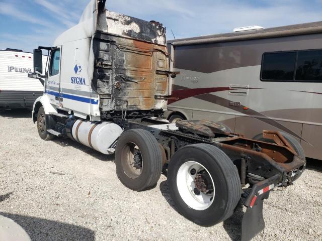 Image 3 of 2018 VOLVO VNR  2018 with VIN 4V4WC9EH3JN902543