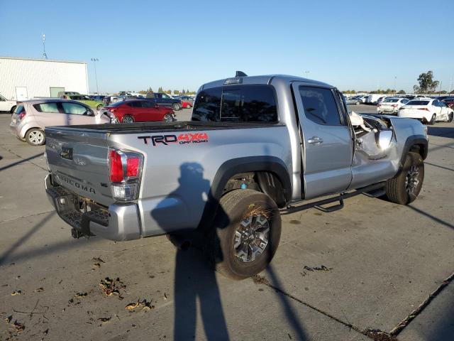 Obraz 3 z 2020 TOYOTA TACOMA DOUBLE CAB 2020 z VIN 3TMCZ5AN2LM342528