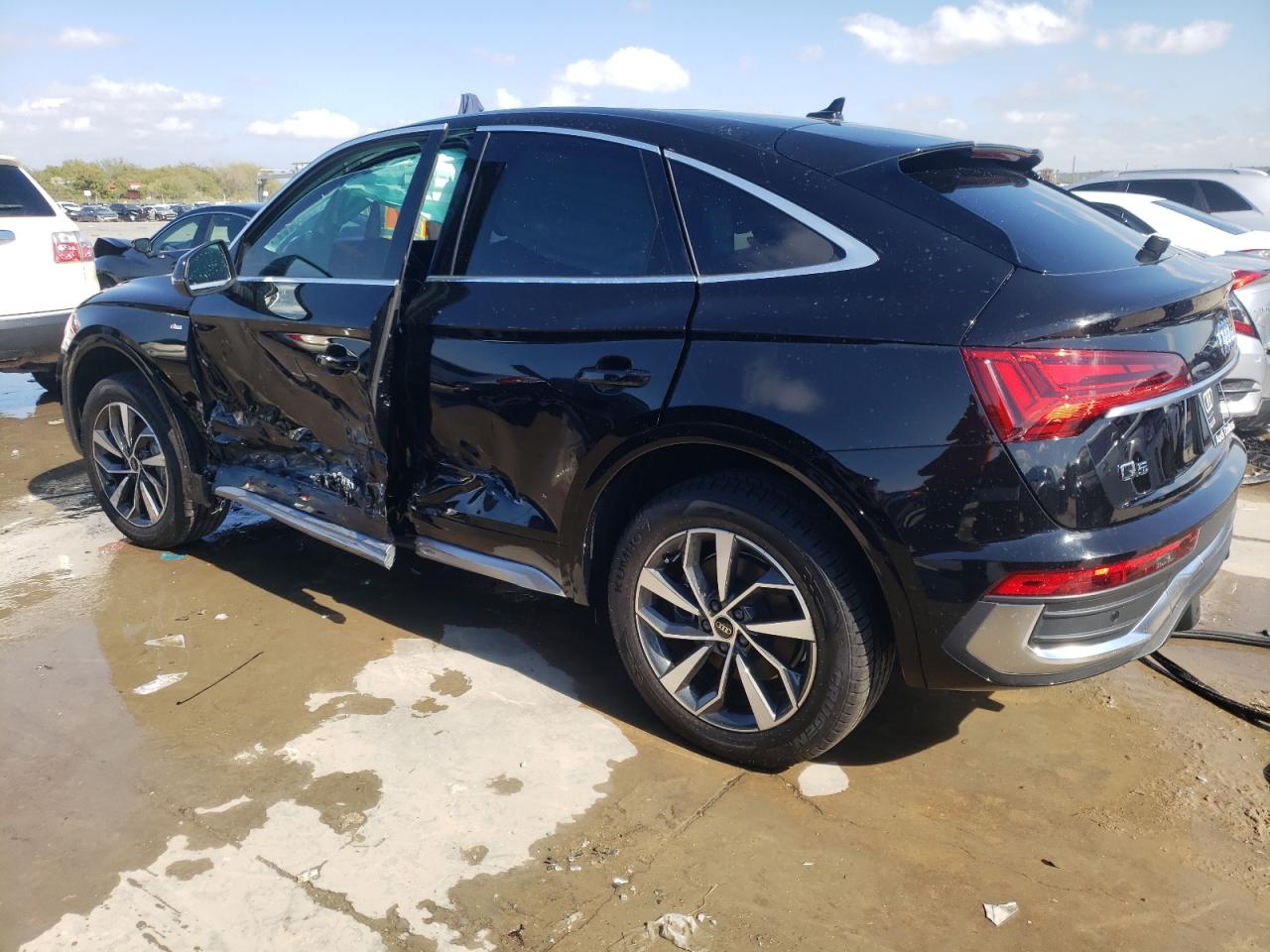 Image 2 of 2023 AUDI Q5 SPORTBACK PREMIUM 45 2023 with VIN WA14AAFY1P2179837