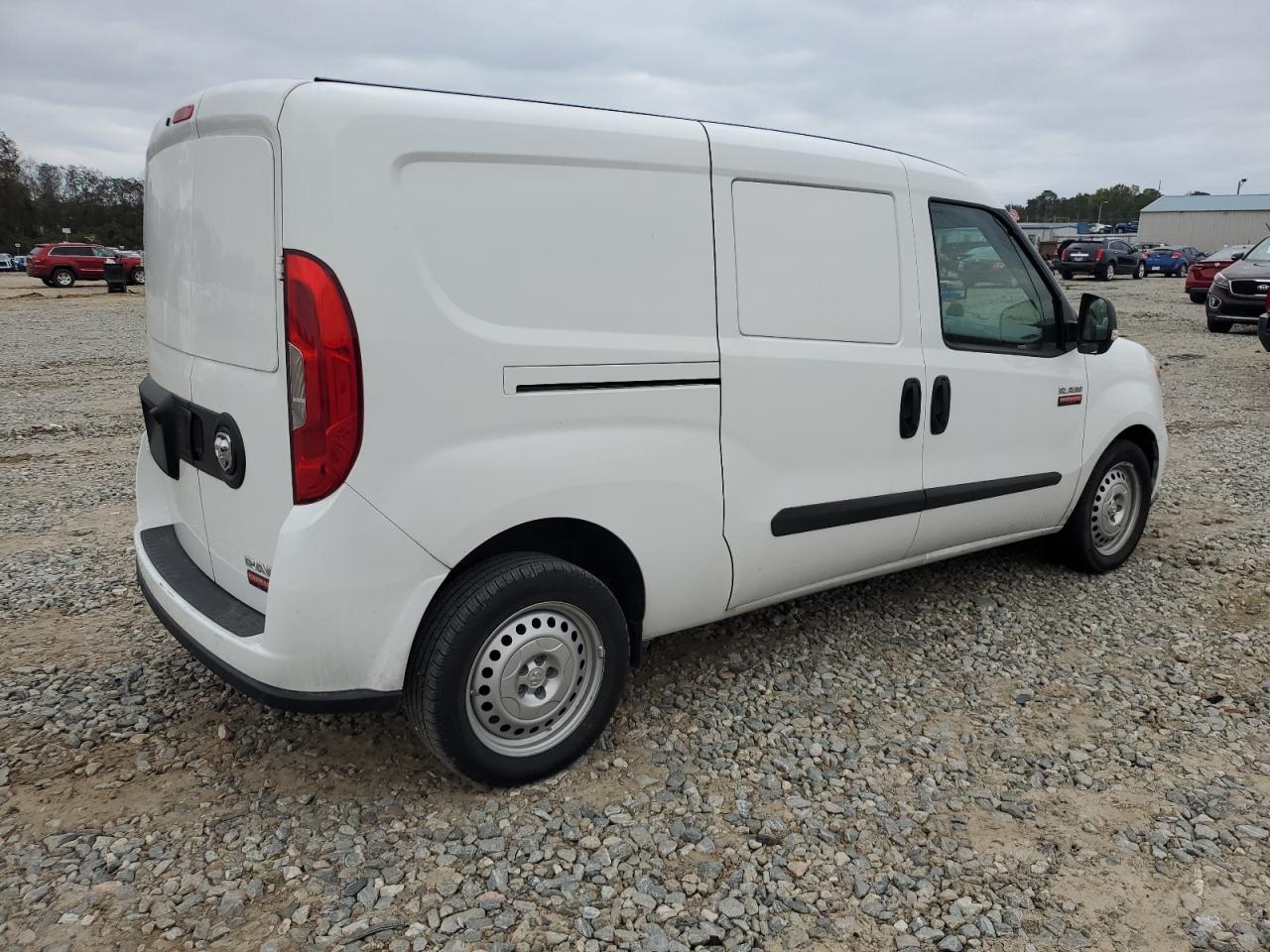 Obraz 3 z 2022 RAM PROMASTER CITY TRADESMAN 2022 z VIN ZFBHRFABXN6W19501
