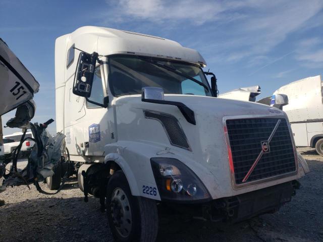 Изображение 1 2017 VOLVO VN VNL 2017 с VIN 4V4NC9EH4HN985891