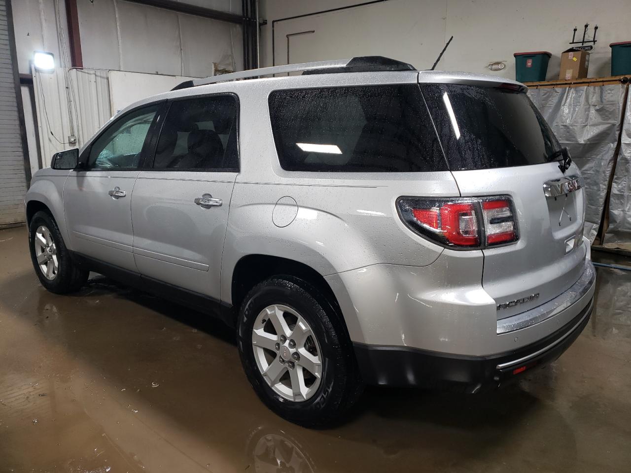Image 2 of 2014 GMC ACADIA SLE 2014 with VIN 1GKKRPKD0EJ375478