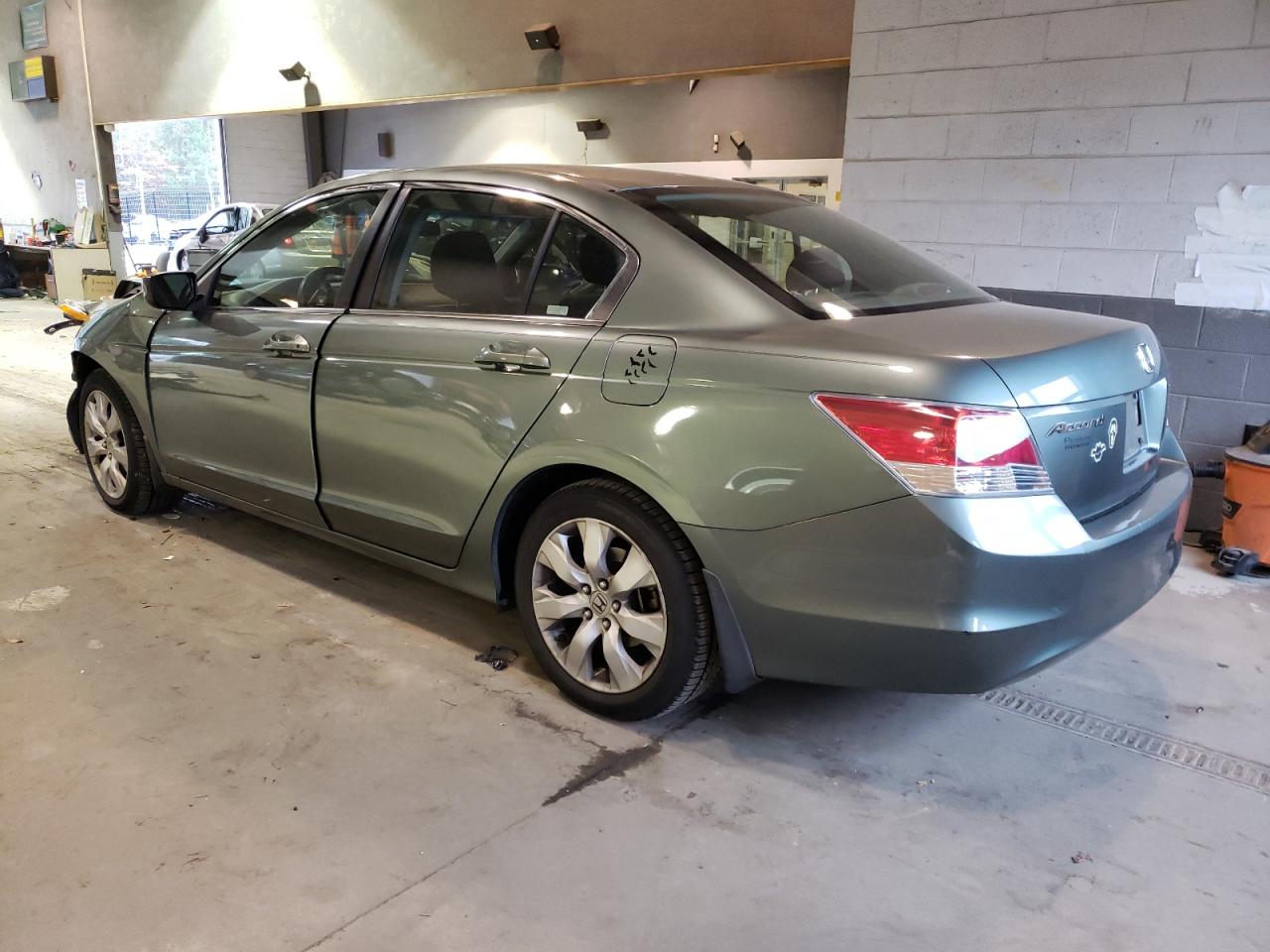 Obraz 2 z 2008 HONDA ACCORD EX 2008 z VIN 1HGCP26748A143436