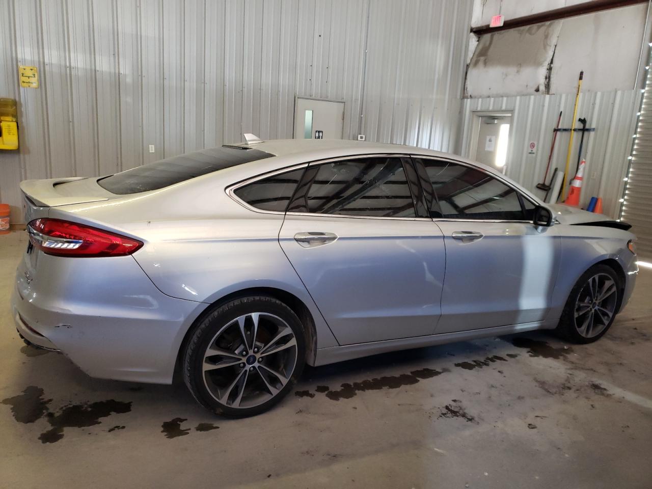 Изображение 3 2019 FORD FUSION TITANIUM 2019 с VIN 3FA6P0D99KR206537