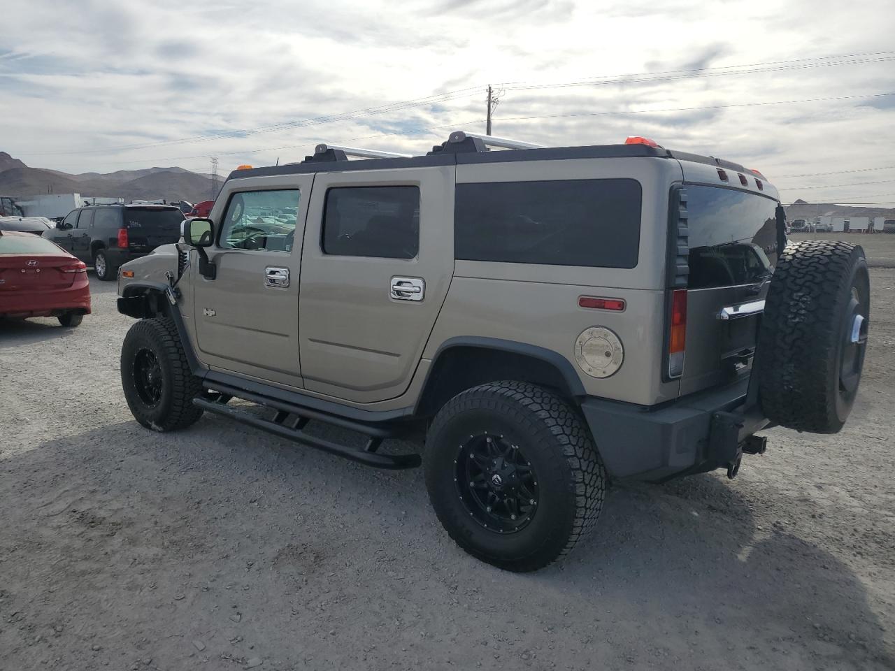 Image 2 of 2003 HUMMER H2  2003 with VIN 5GRGN23U43H134640