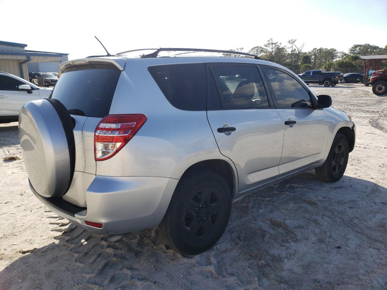 Изображение 3 2010 TOYOTA RAV4  2010 с VIN JTMZF4DV7A5021161