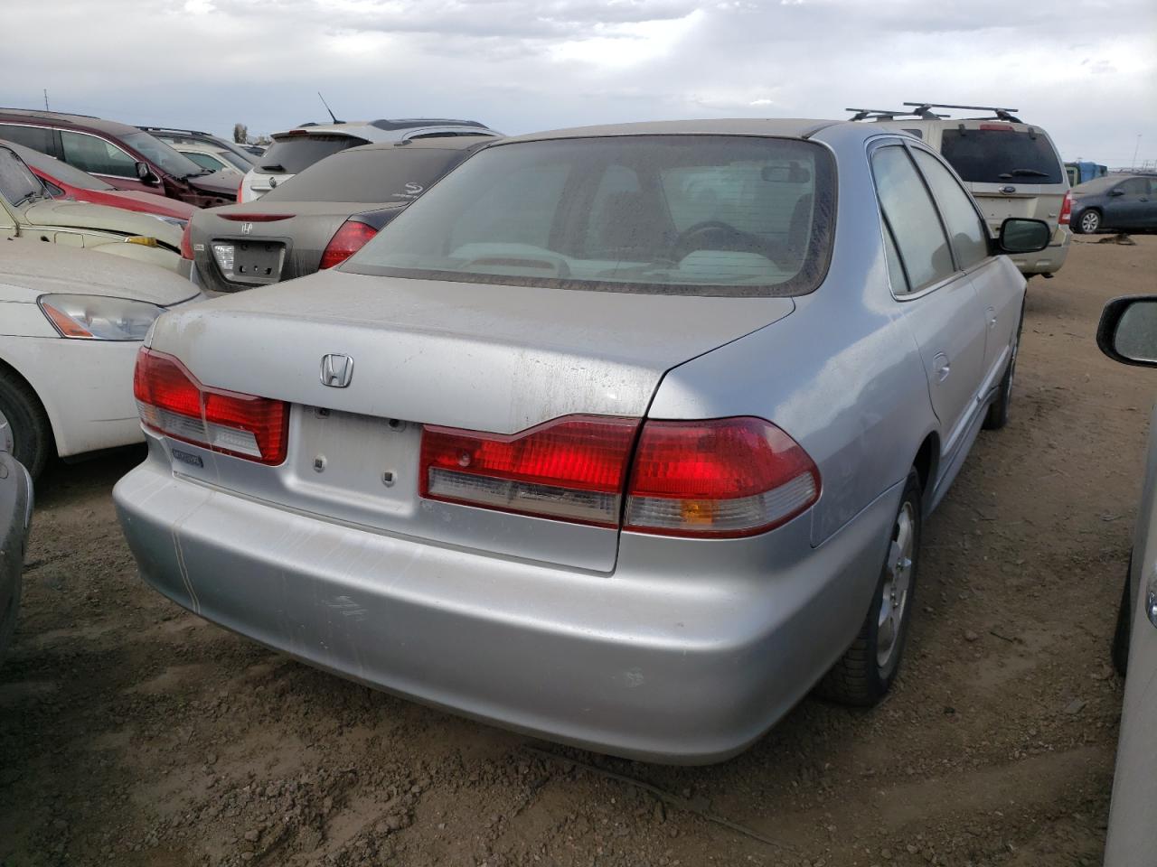 Obraz 3 z 2001 HONDA ACCORD VALUE 2001 z VIN 1HGCF86671A080030