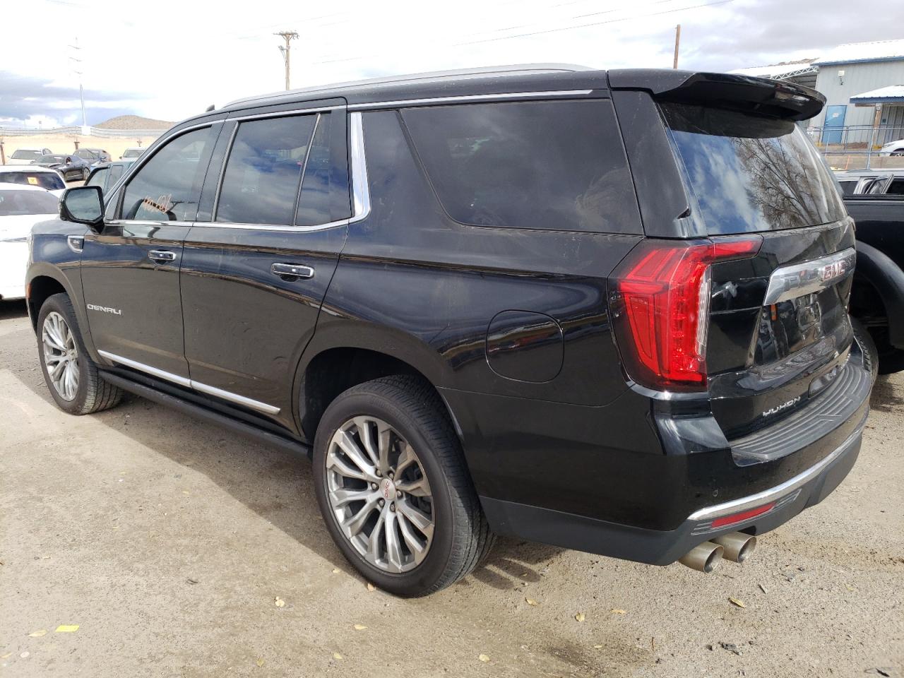 Image 2 of 2021 GMC YUKON DENALI 2021 with VIN 1GKS2DKL7MR318186