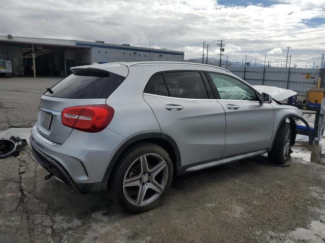 Obraz 3 z 2015 MERCEDES-BENZ GLA 250 2015 z VIN WDCTG4EBXFJ100047