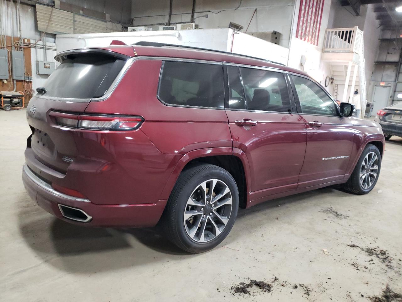 Изображение 3 2022 JEEP GRAND CHEROKEE L OVERLAND 2022 с VIN 1C4RJKDG1N8518862