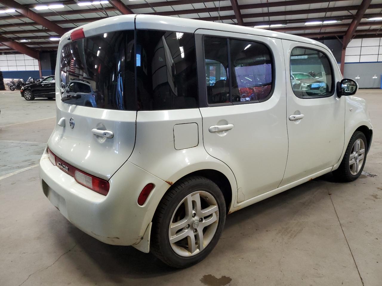 Image 3 of 2010 NISSAN CUBE BASE 2010 with VIN JN8AZ2KR0AT156884