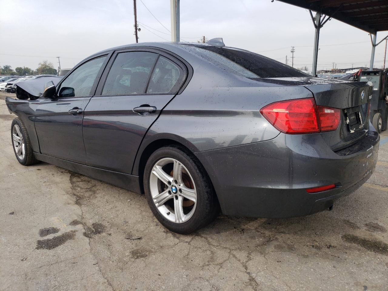 Image 2 of 2014 BMW 320 I 2014 with VIN WBA3B1G53ENS78767