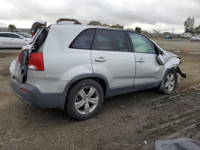 Image 3 of 2013 KIA SORENTO EX 2013 with VIN 5XYKU3A25DG374456