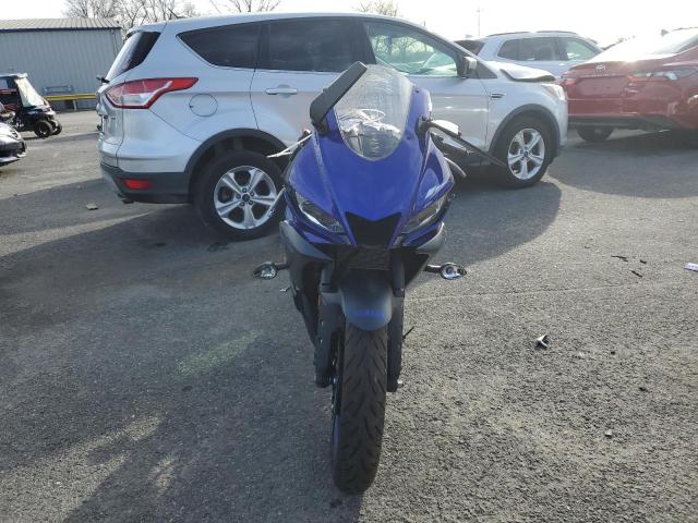 Image 2 of 2023 YAMAHA YZFR3 A 2023 with VIN MH3RH18Y3PK012546