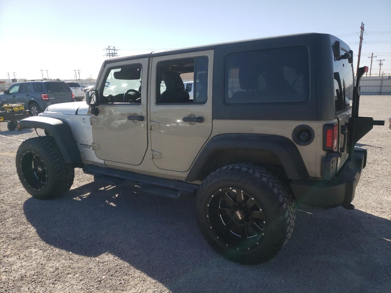 Изображение 2 2018 JEEP WRANGLER UNLIMITED SPORT 2018 с VIN 1C4BJWDG0JL812379