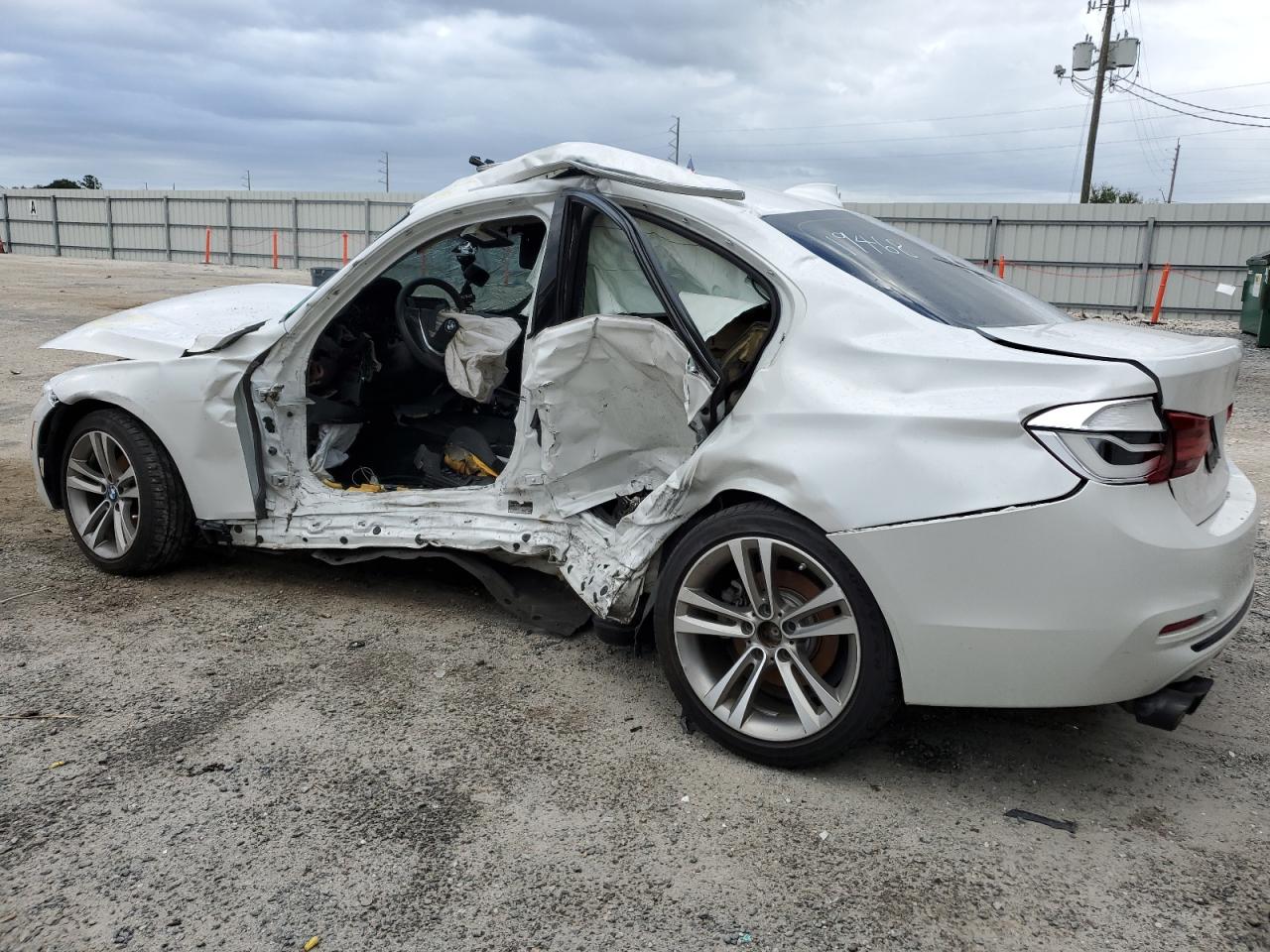 Image 2 of 2018 BMW 330 I 2018 with VIN WBA8B9C5XJEE80822