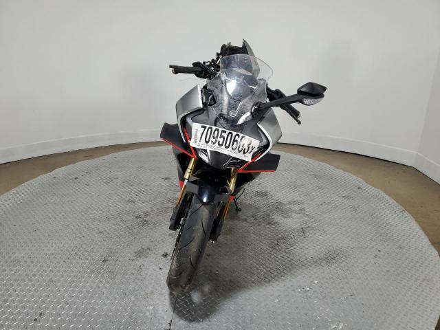 Obraz 2 z 2023 CF MOTO 450SS  2023 z VIN LCEPESLA6P6005209