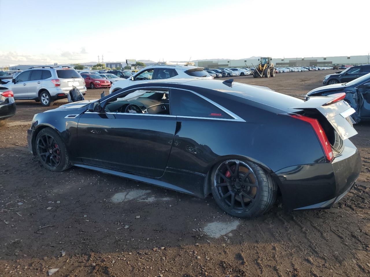 Изображение 2 2013 CADILLAC CTS-V  2013 с VIN 1G6DV1EP9D0164211