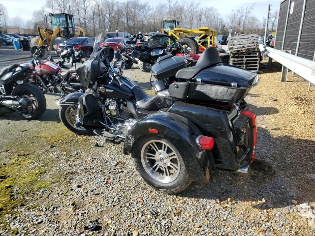 Obraz 3 z 2022 HARLEY-DAVIDSON FLHTCUTG  2022 z VIN 1HD1MAF11NB857095