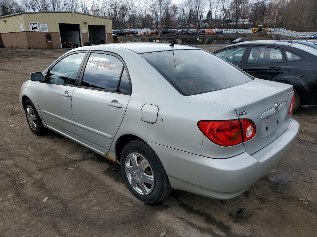 Image 2 of 2003 TOYOTA COROLLA CE 2003 with VIN 2T1BR32E33C015756