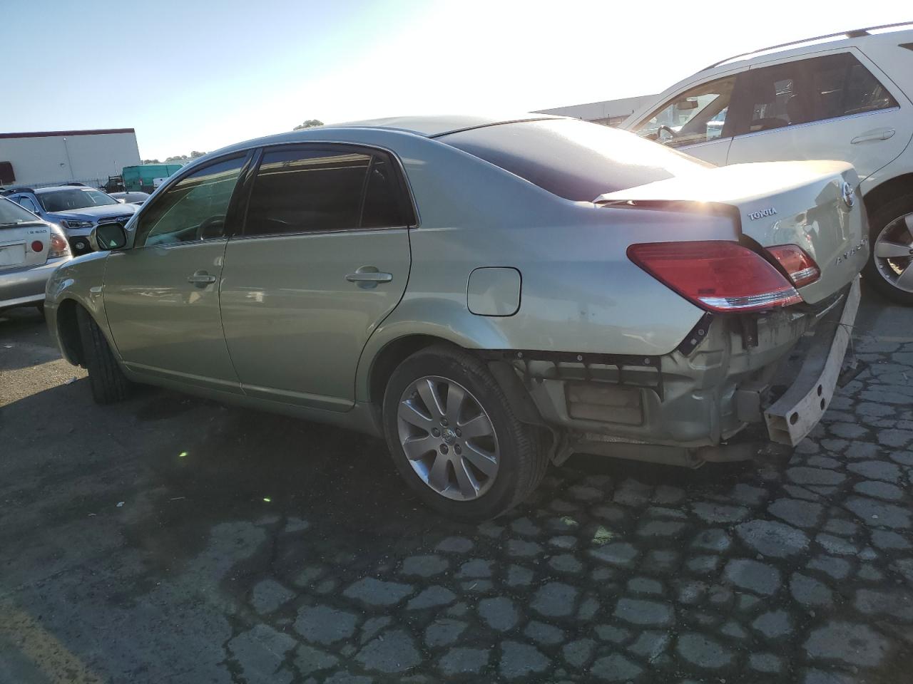 Image 2 of 2007 TOYOTA AVALON XL 2007 with VIN 4T1BK36B77U223504