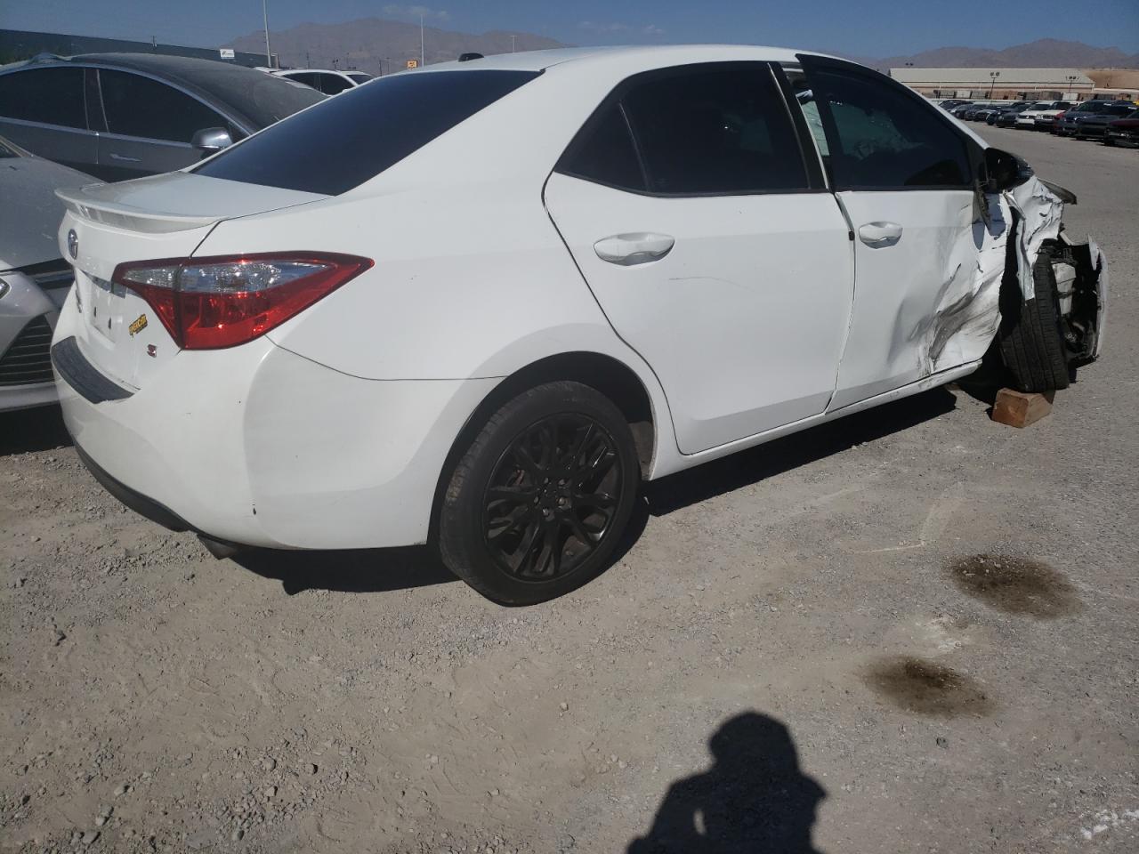 Изображение 3 2016 TOYOTA COROLLA L 2016 с VIN 2T1BURHE2GC562967