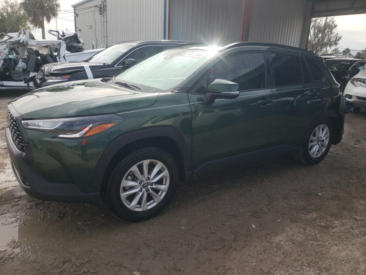 Image 1 of 2022 TOYOTA COROLLA CROSS LE 2022 with VIN 7MUCAAAG8NV025279