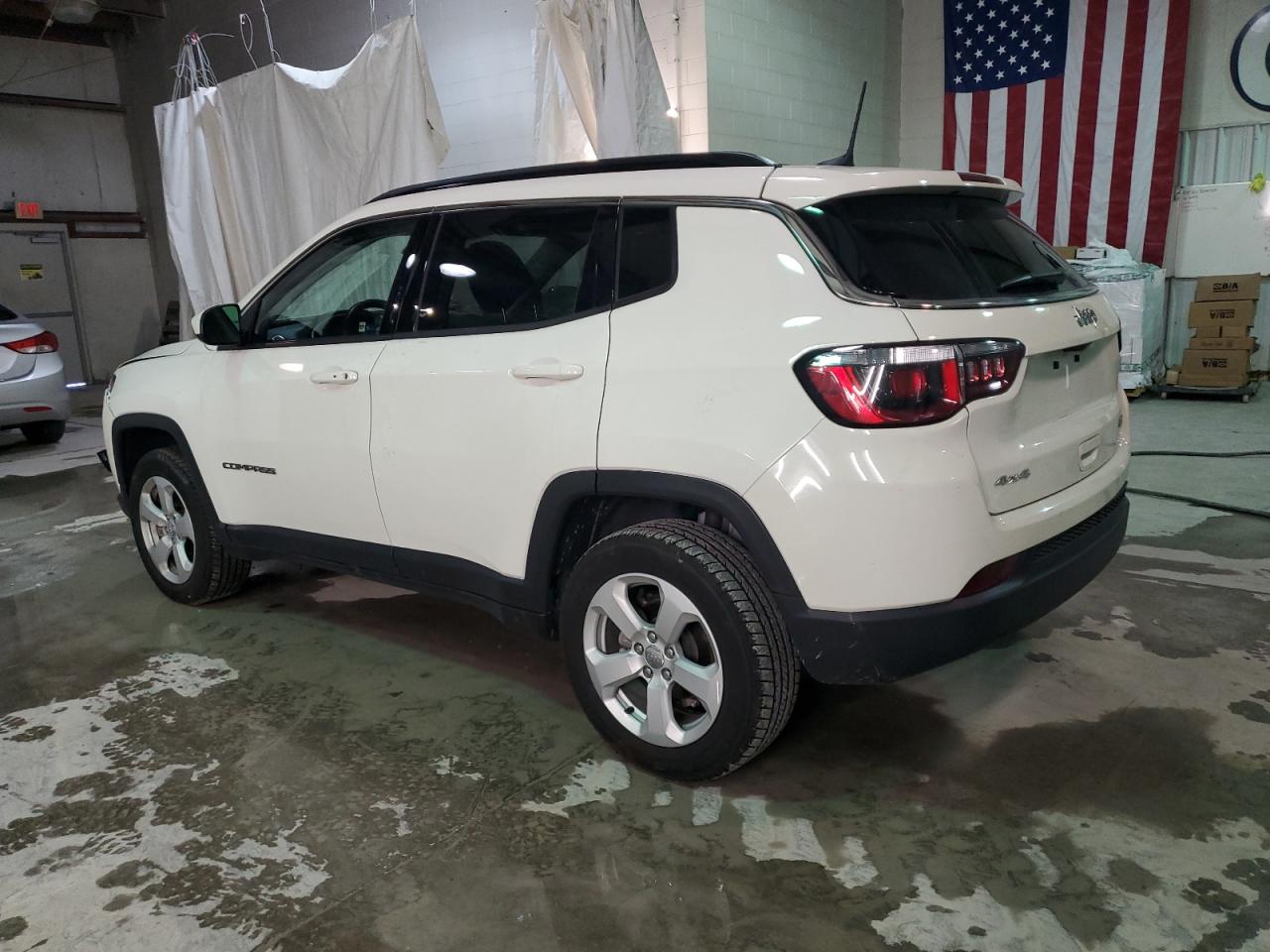 Obraz 2 z 2020 JEEP COMPASS LATITUDE 2020 z VIN 3C4NJDBB6LT223532