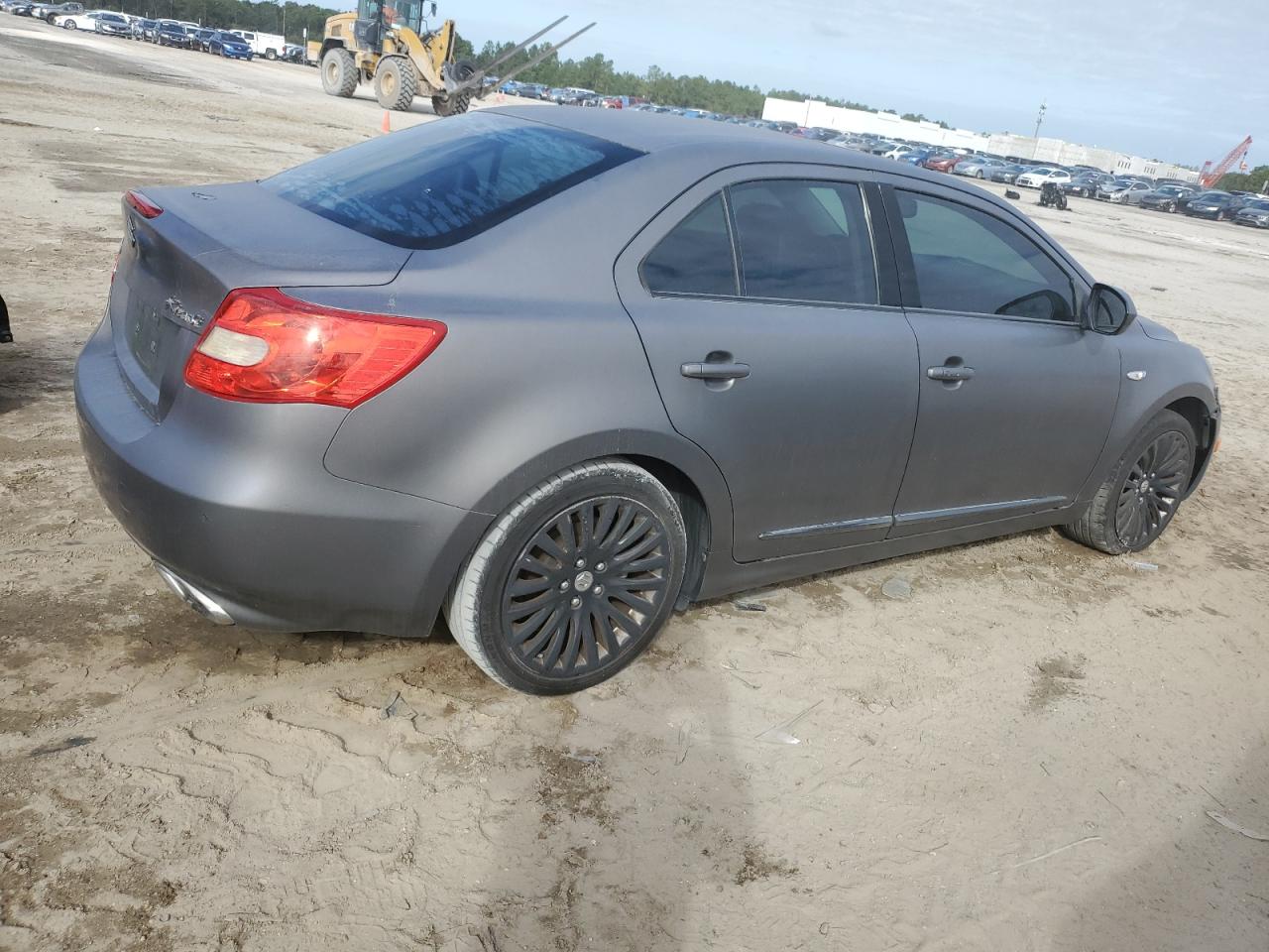 Image 3 of 2010 SUZUKI KIZASHI SLS 2010 with VIN JS2RE9A73A6100042