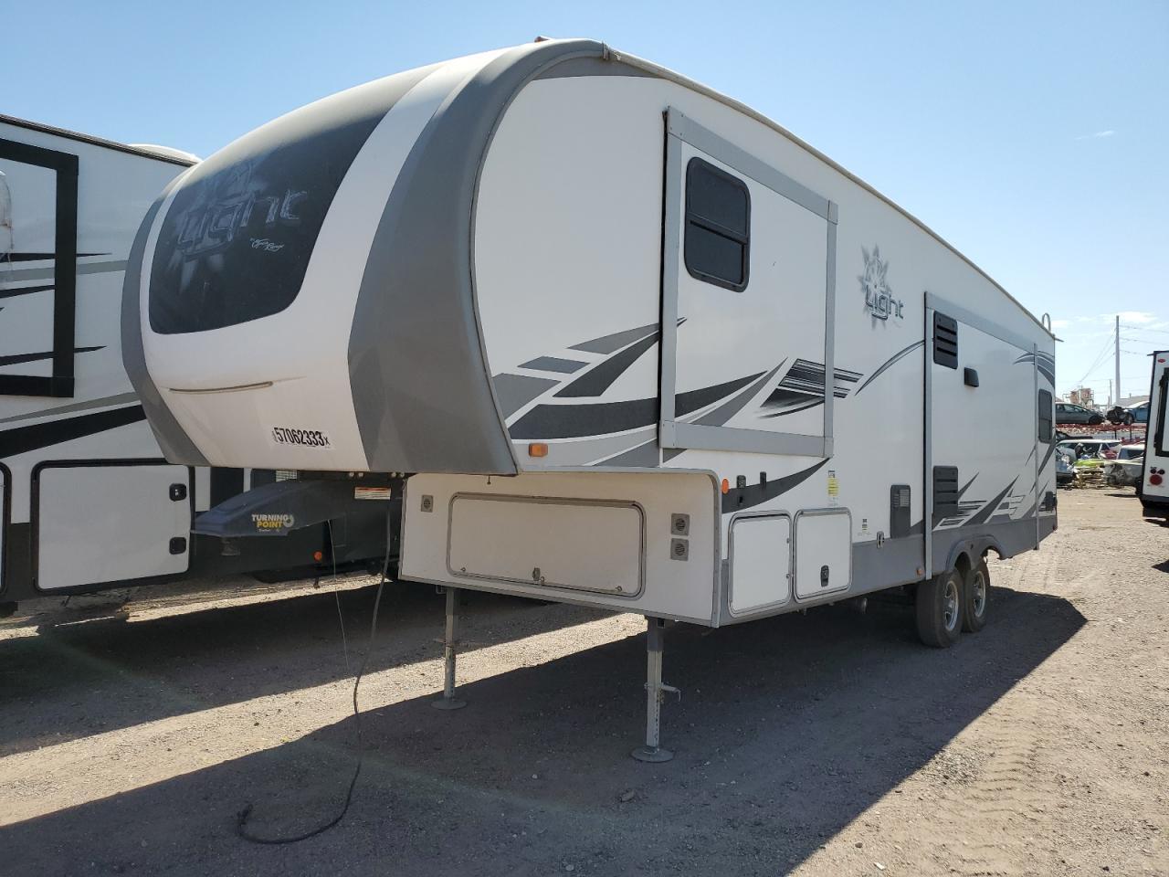 Изображение 2 2021 HTHU OPEN RANGE 2021 с VIN 58TCH0BR8M3LJ3086