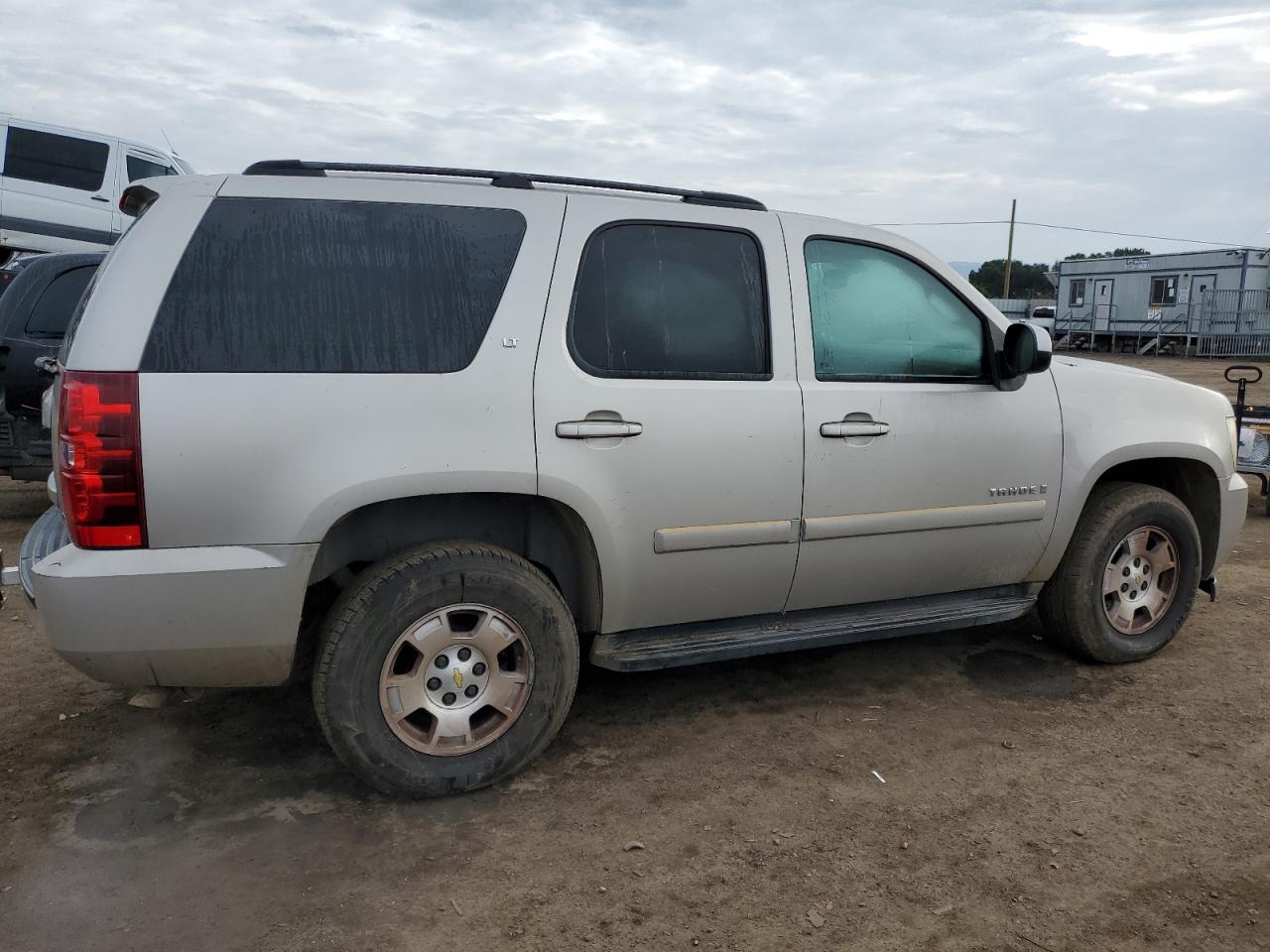 Image 3 of 2007 CHEVROLET TAHOE K1500 2007 with VIN 1GNFK13047R270710