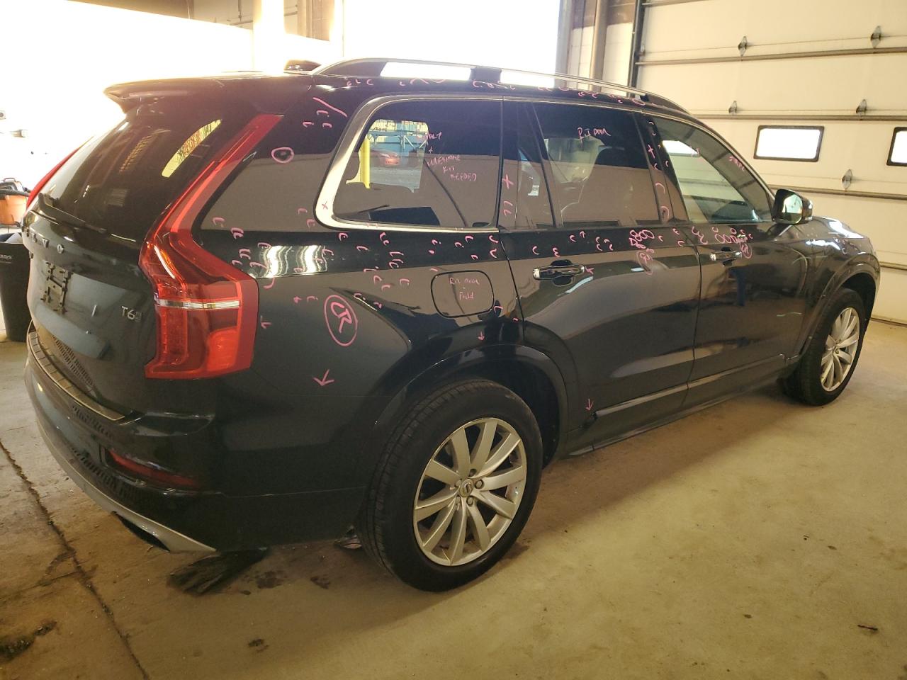 Image 3 of 2016 VOLVO XC90 T6 2016 with VIN YV4A22PK2G1092800