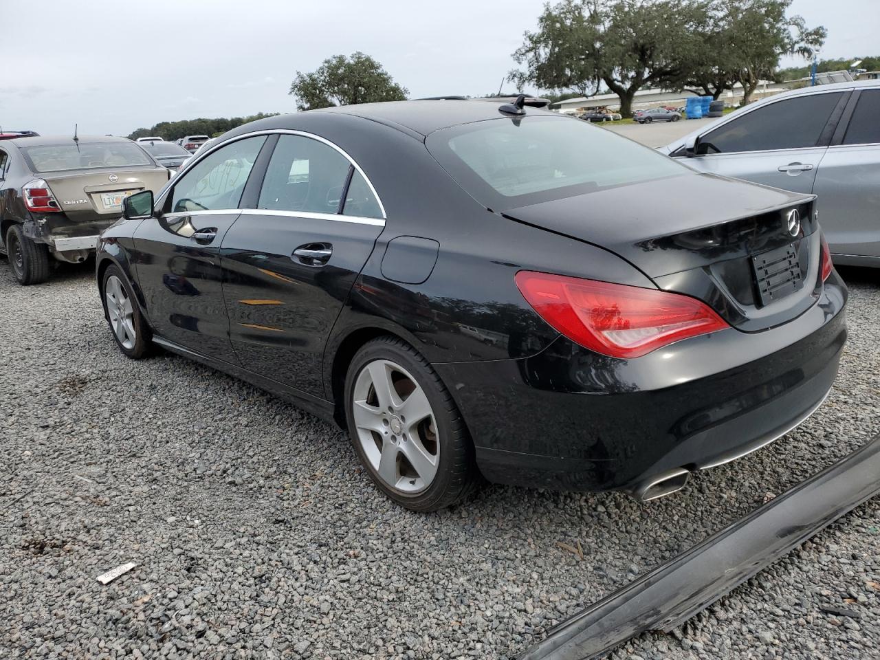 Obraz 2 z 2015 MERCEDES-BENZ CLA 250 2015 z VIN WDDSJ4EB2FN249893