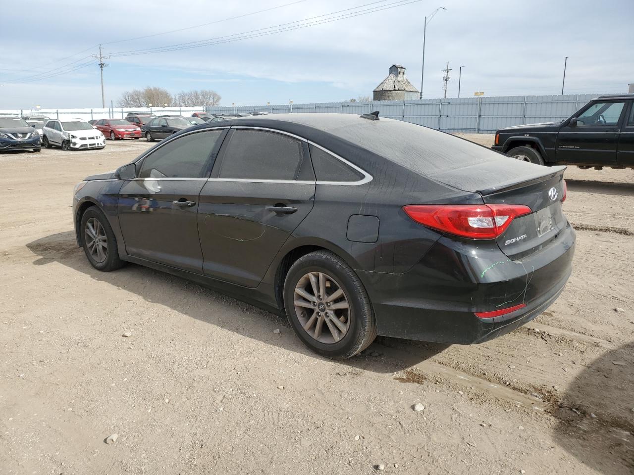 Image 2 of 2017 HYUNDAI SONATA SE 2017 with VIN 5NPE24AF3HH447043