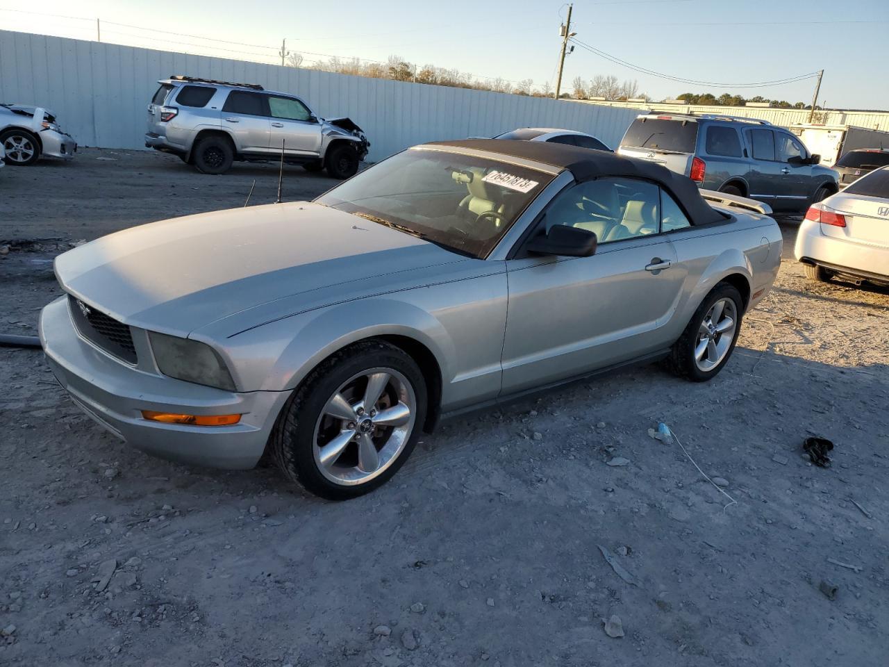 Obraz 2006 FORD MUSTANG  2006