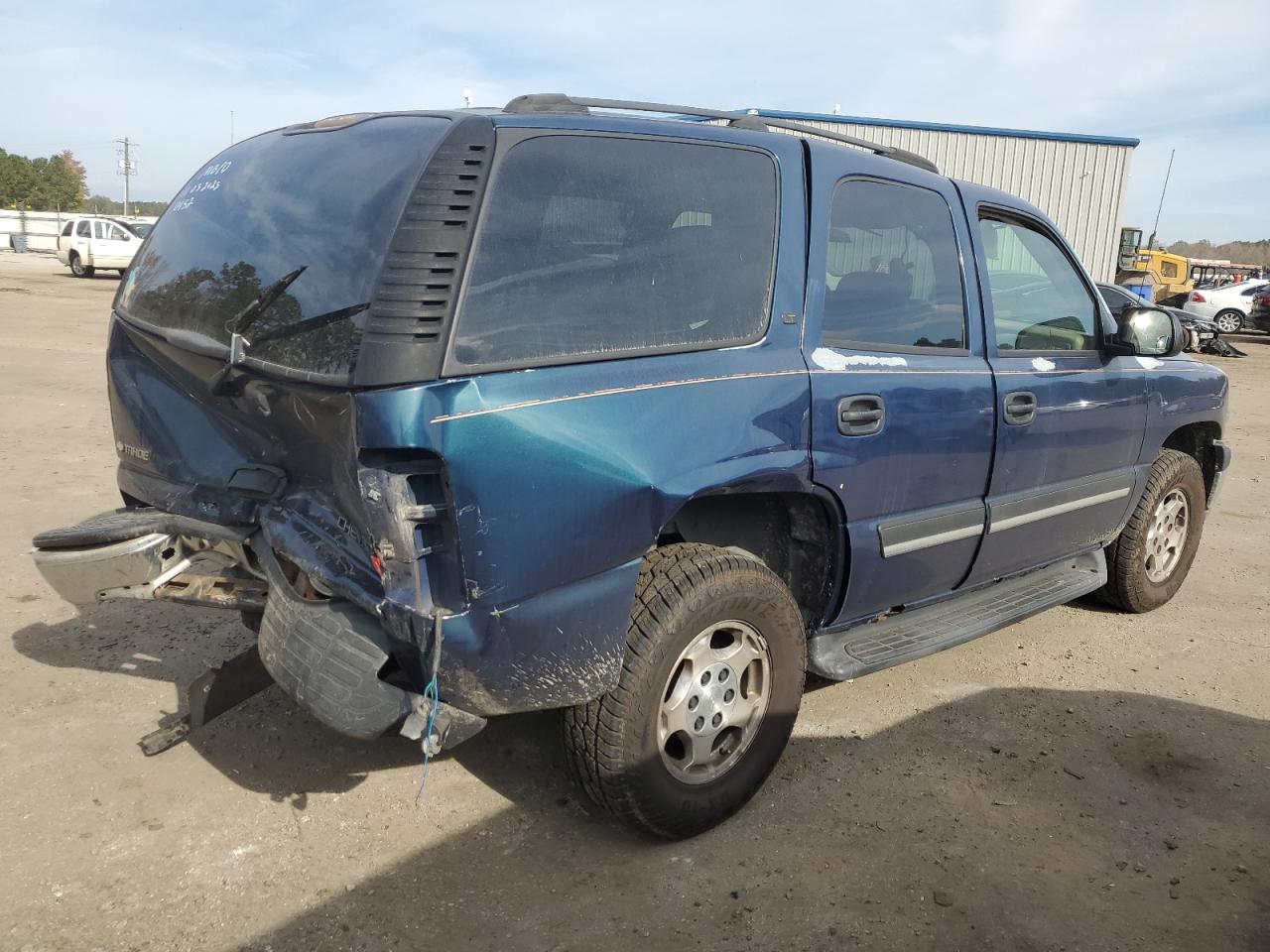 Image 3 of 2005 CHEVROLET TAHOE K1500 2005 with VIN 1GNEK13Z75J210152