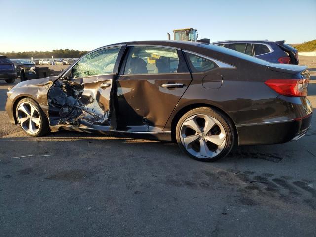 Изображение 2 2018 HONDA ACCORD TOURING 2018 с VIN 1HGCV1F9XJA069981