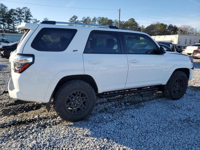 Image 3 of 2023 TOYOTA 4RUNNER SE 2023 with VIN JTENU5JR2P6141191