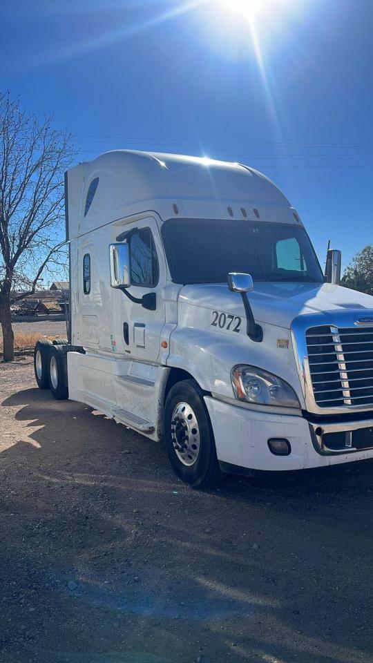 2016 FREIGHTLINER CASCADIA 125  2016 image