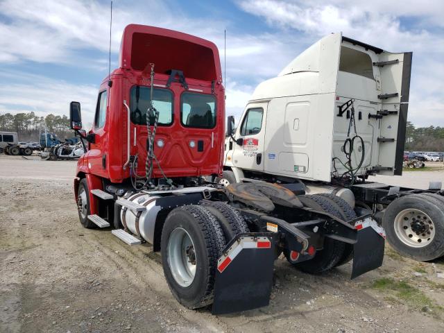 Image 3 of 2016 FREIGHTLINER CASCADIA 113 2016 with VIN 3AKBGADV0GDGW4747