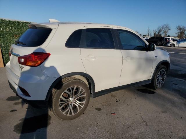 Obraz 3 z 2018 MITSUBISHI OUTLANDER SPORT ES 2018 z VIN JA4AP3AW9JU024337
