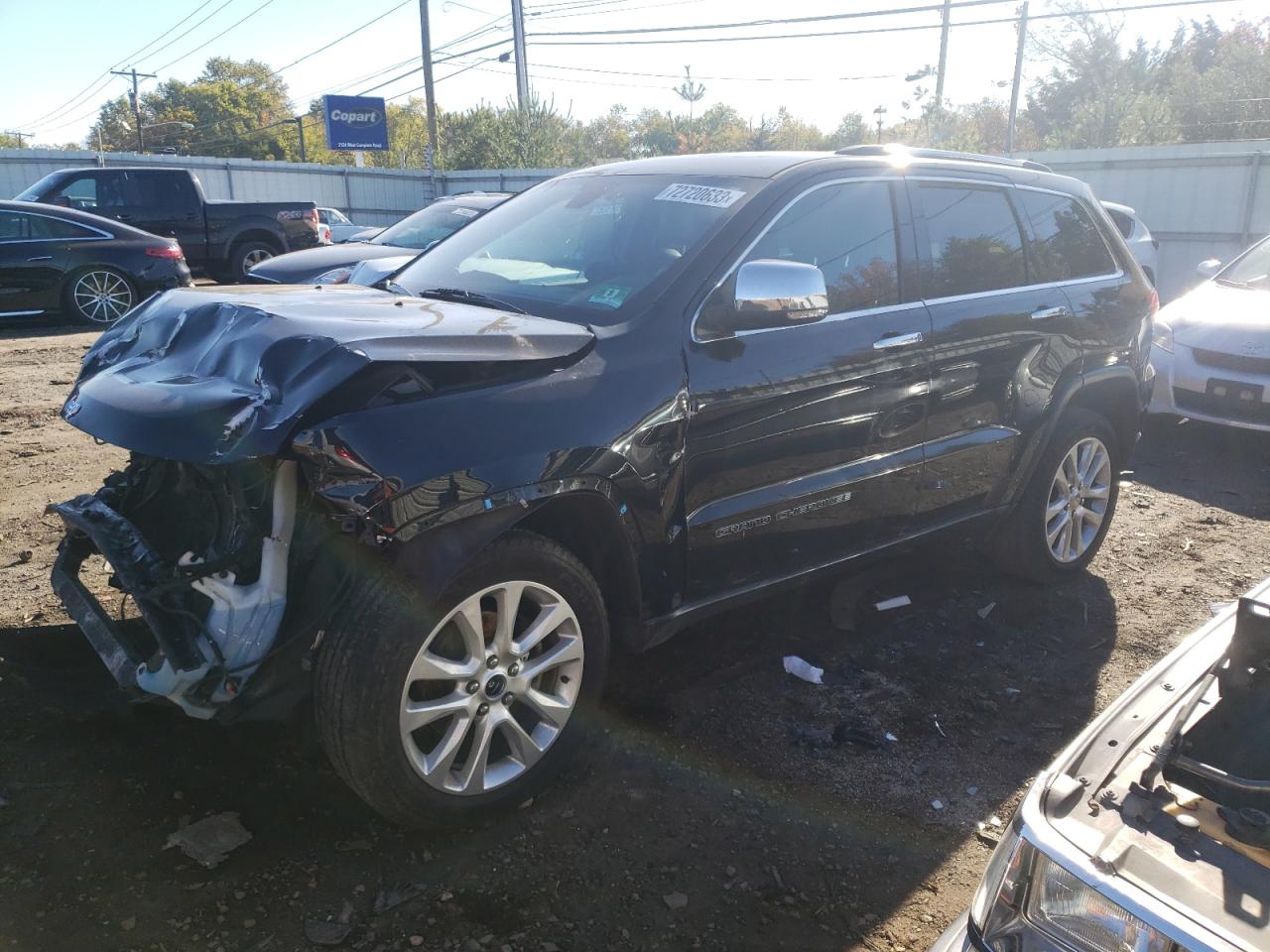 Image 1 of 2017 JEEP GRAND CHEROKEE LIMITED 2017 with VIN 1C4RJFBG9HC637304