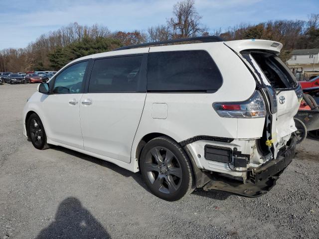 Image 2 of 2016 TOYOTA SIENNA SE 2016 with VIN 5TDXK3DC7GS739503