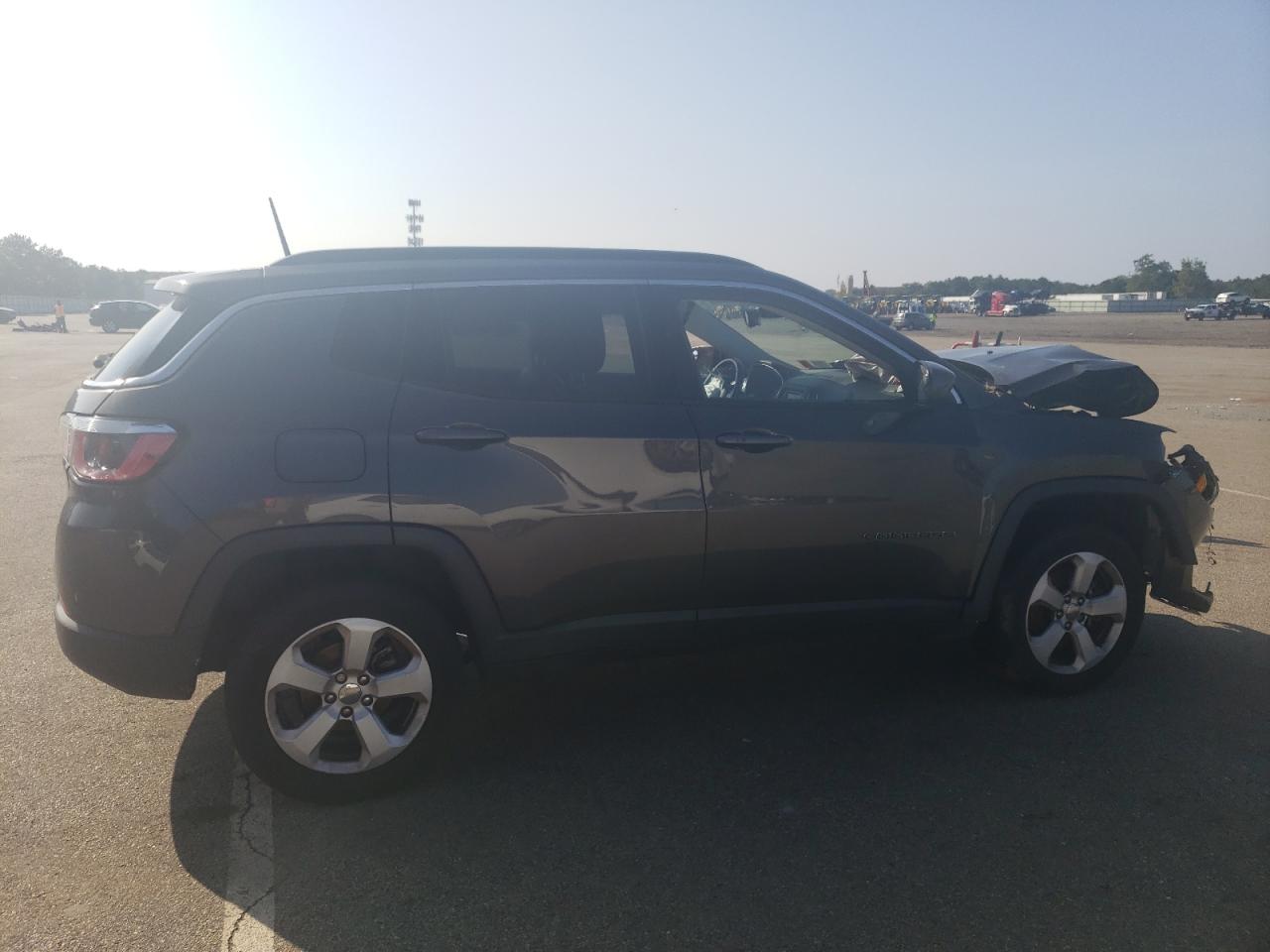 Изображение 3 2018 JEEP COMPASS LATITUDE 2018 с VIN 3C4NJDBBXJT484806