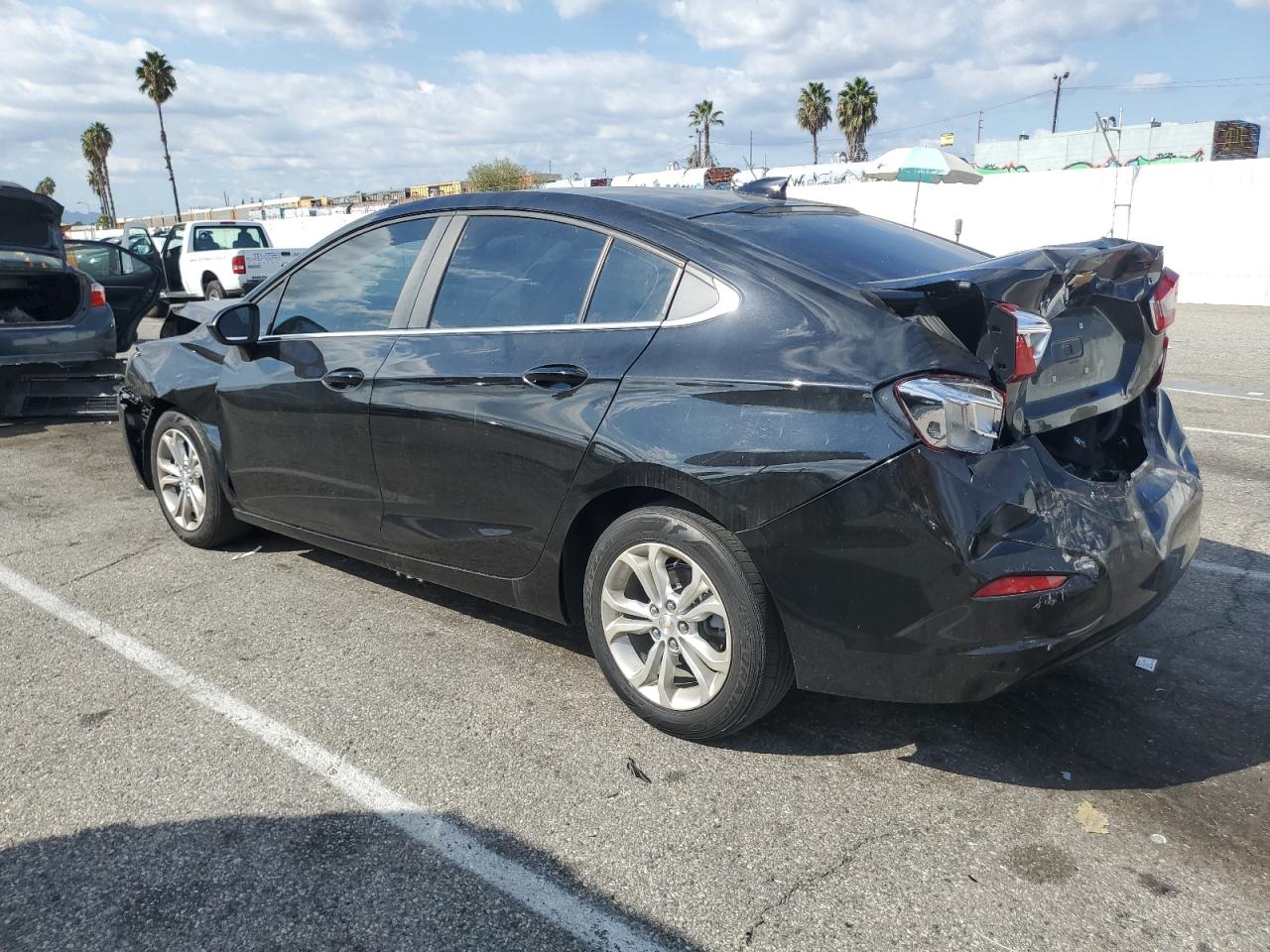 Image 2 of 2019 CHEVROLET CRUZE LT 2019 with VIN 1G1BE5SM5K7144752