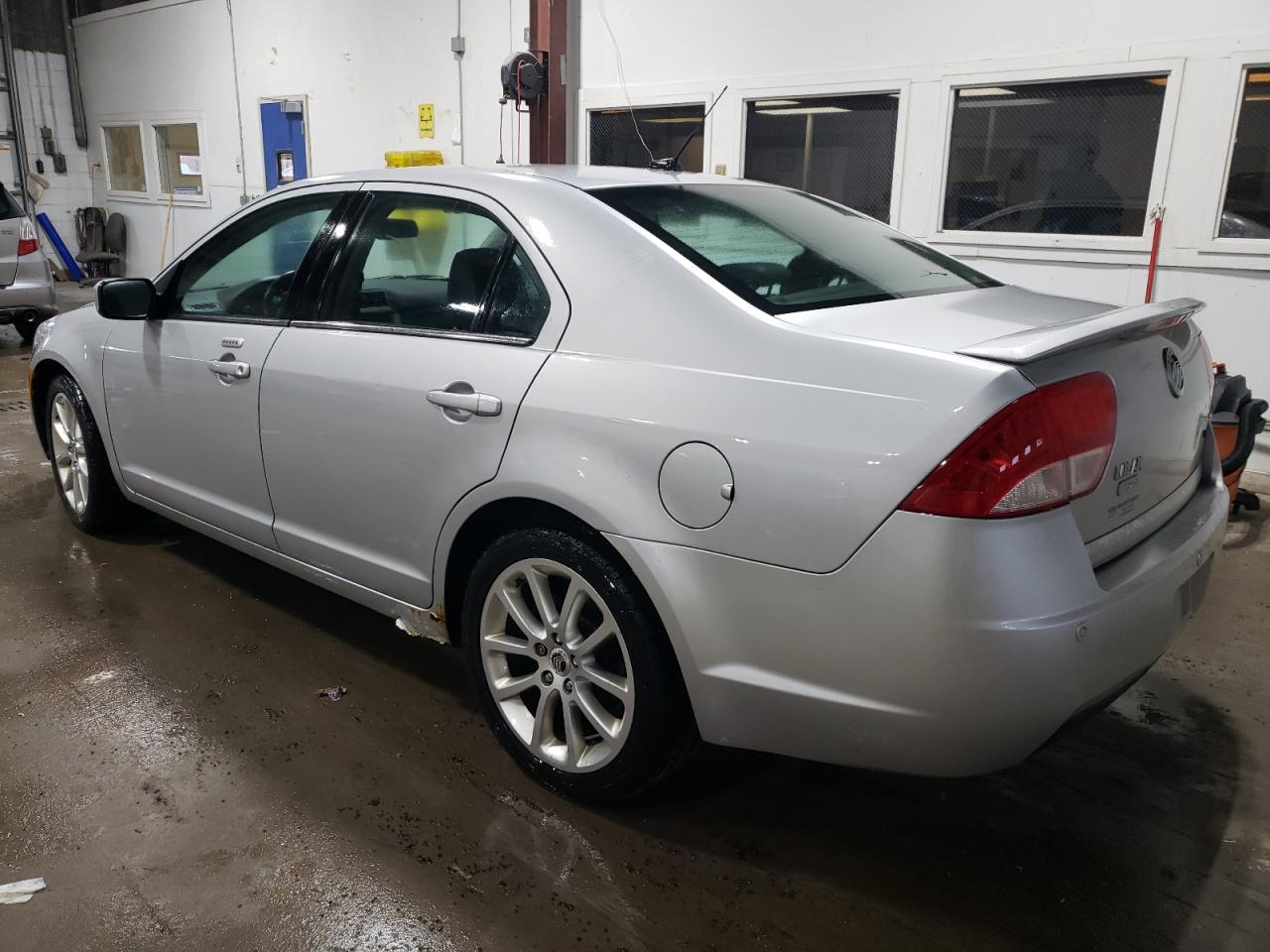 Image 2 of 2010 MERCURY MILAN PREMIER 2010 with VIN 3MEHM0JA5AR652448