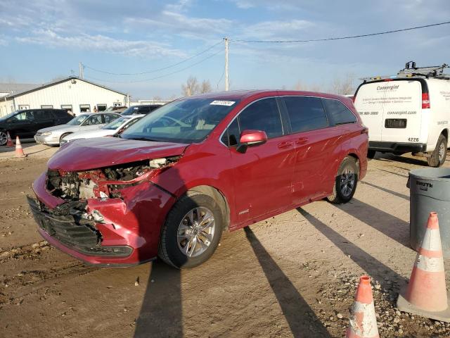 Изображение 1 2021 TOYOTA SIENNA LE 2021 с VIN 5TDKRKECXMS045561