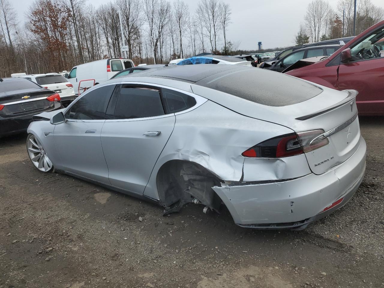 Image 2 of 2013 TESLA MODEL S  2013 with VIN 5YJSA1CP1DFP21116