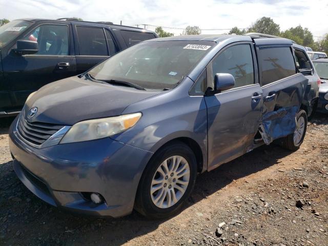 2014 TOYOTA SIENNA XLE 2014 image